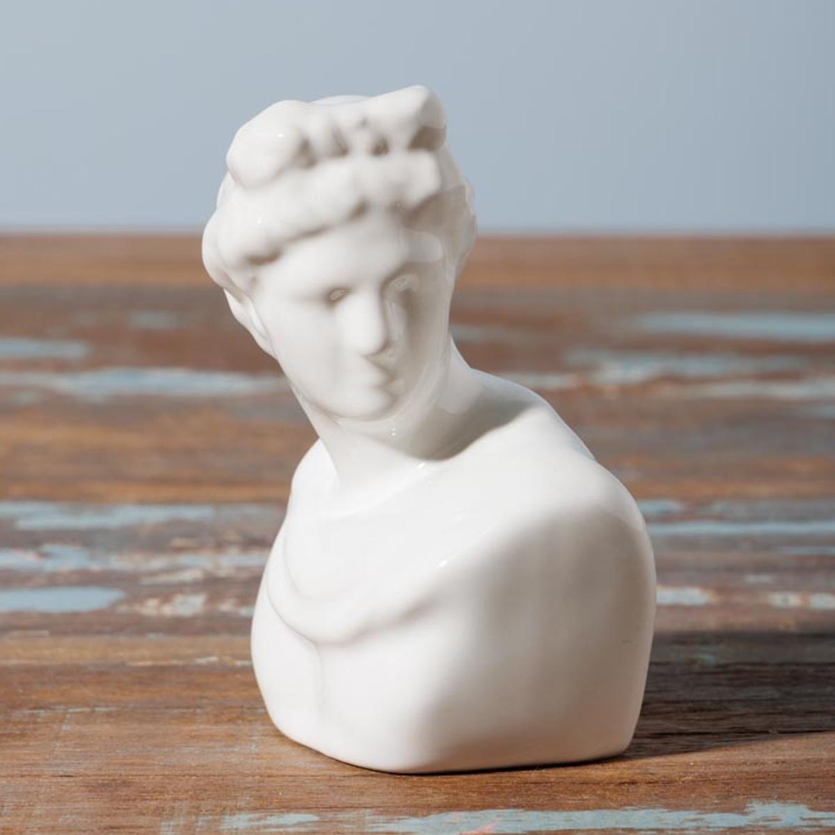 Set sale e pepe STATUE in porcellana