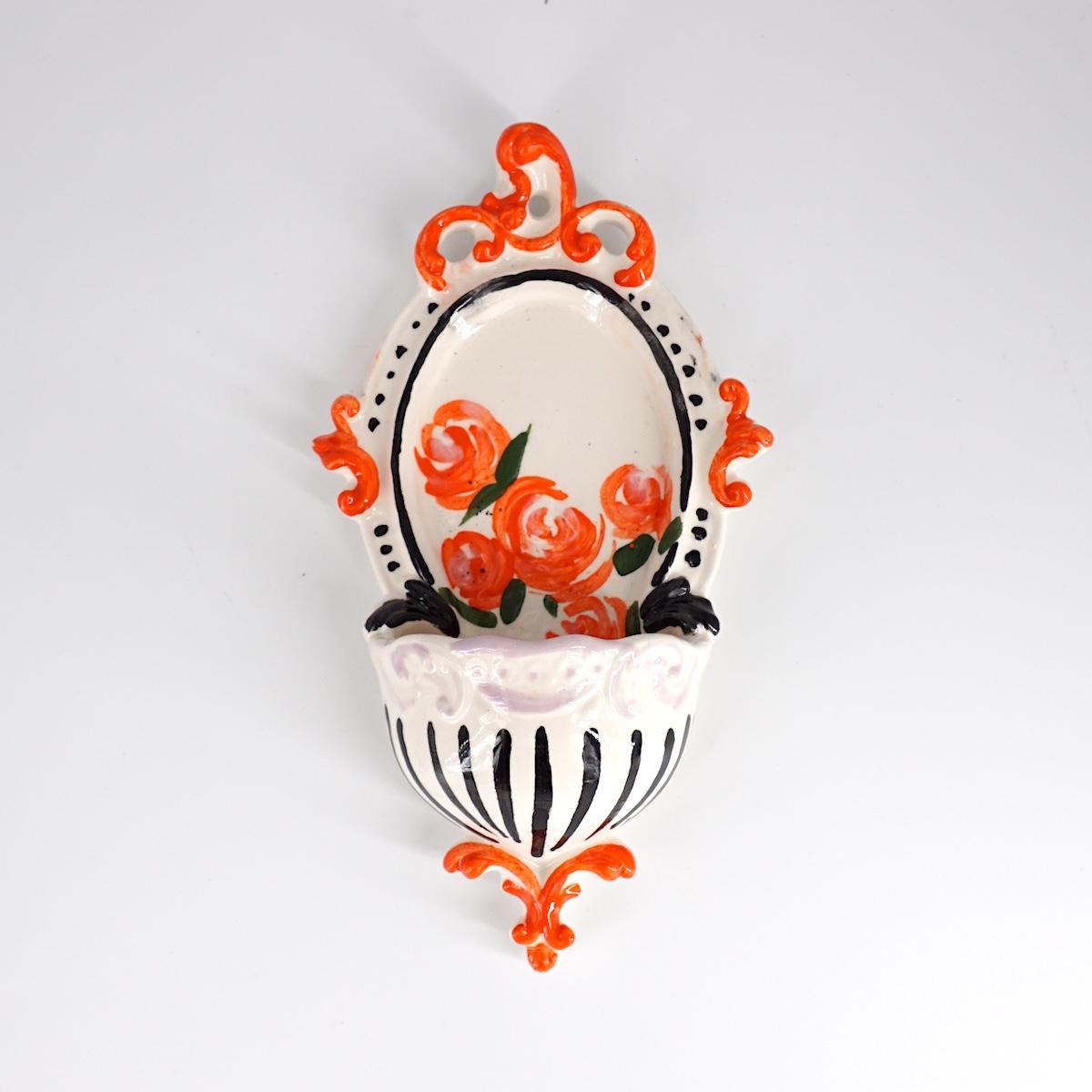 Acquasantiera small barocca ARANCIO E NERO ACQUASANTIERA SMALL BAROCCA ARANCIO E NERO ZENJI CERAMICS 
