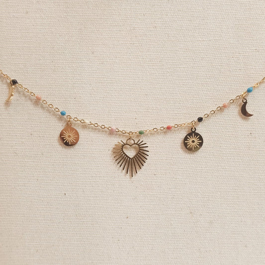Collana cuore con raggi arcobaleno