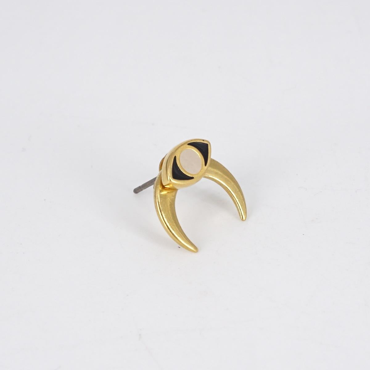 Single eye earring + MOON detail