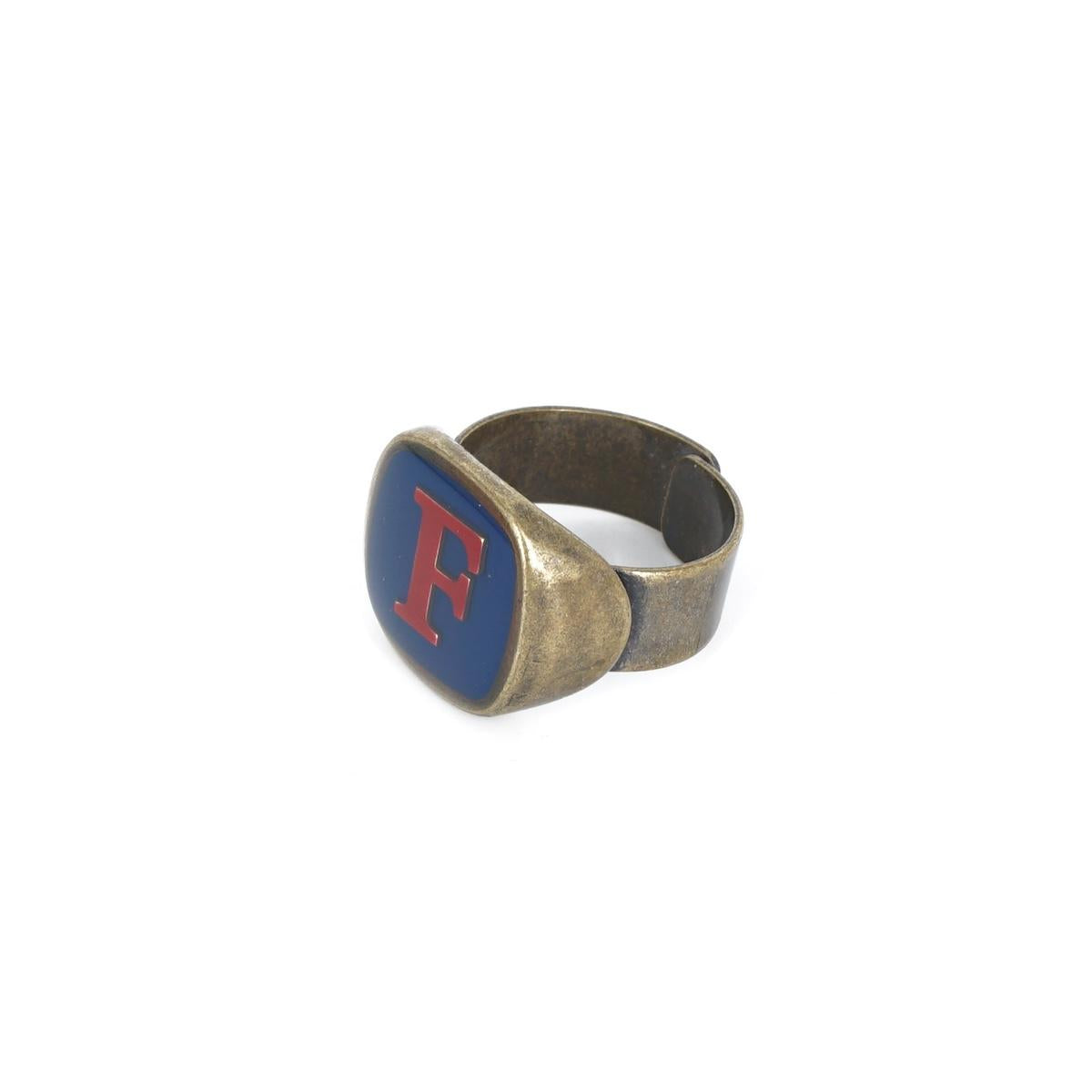 ANELLO LETTERA F BLU ANELLO LETTERA F BLU E ROSSO UNIQUE UNCONVENTIONAL DETAILS 