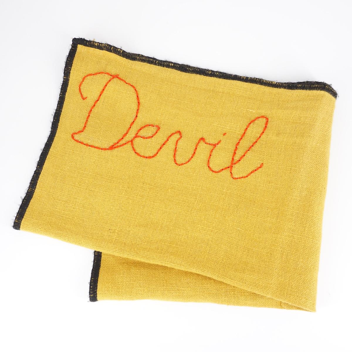 Tovaglietta ricamo DEVIL L safran