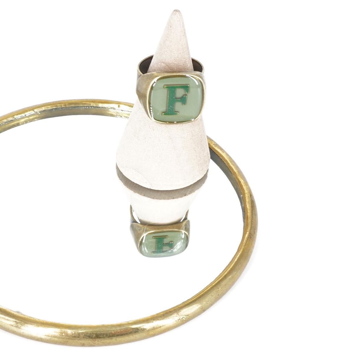 ANELLO LETTERA F VERDE MENTA ANELLO LETTERA F VERDE MENTA E VERDE BOSCO UNIQUE UNCONVENTIONAL DETAILS 