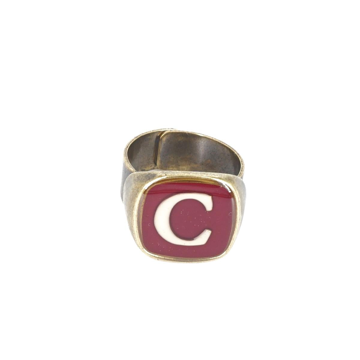 ANELLO LETTERA C BORDEAUX ANELLO LETTERA C BORDEAUX E AVORIO UNIQUE UNCONVENTIONAL DETAILS 