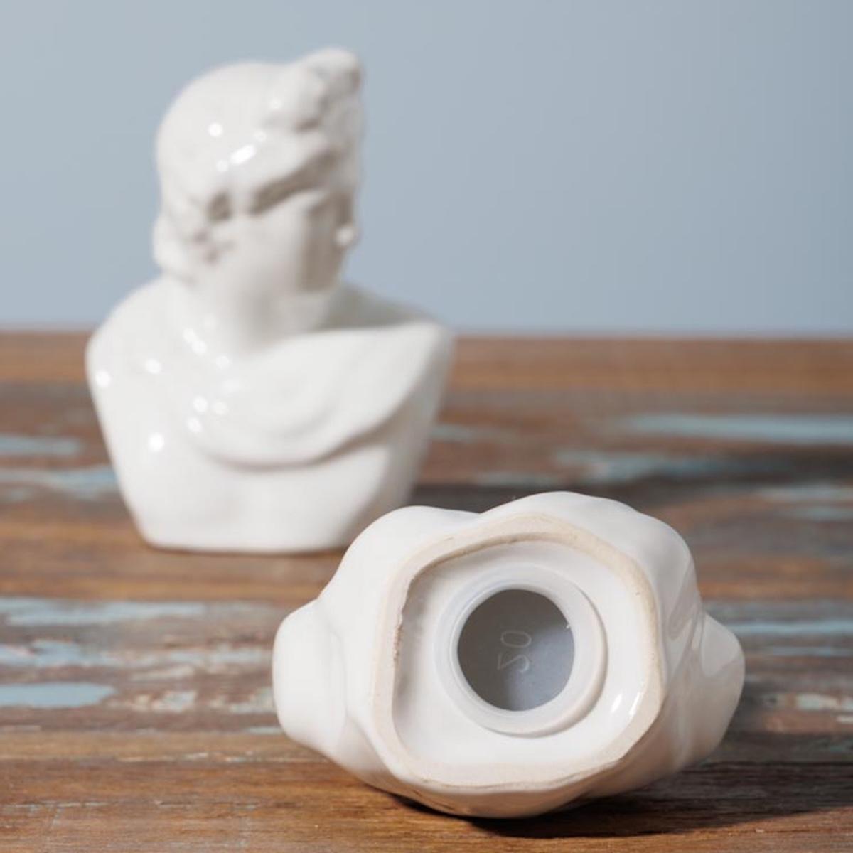 Set sale e pepe STATUE in porcellana