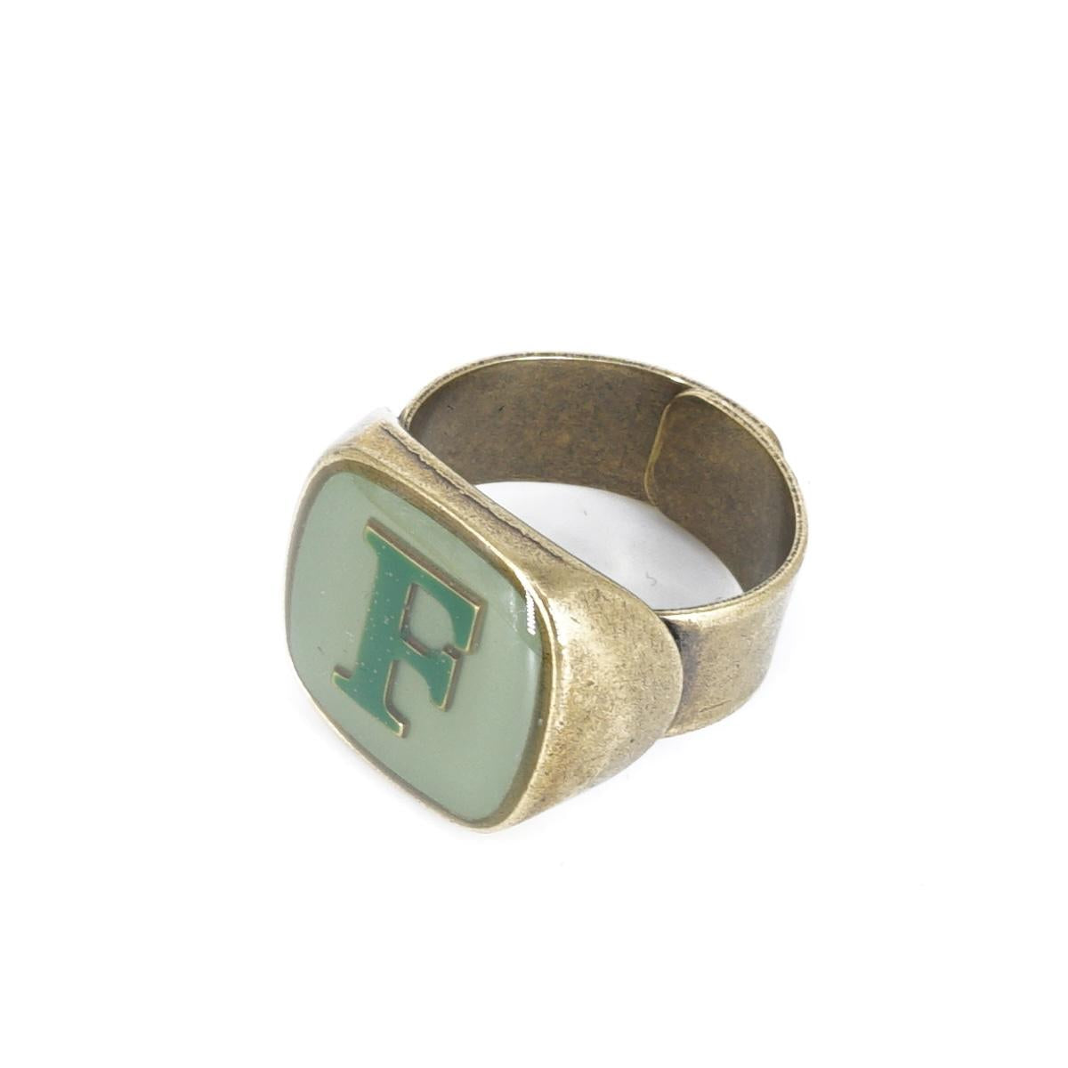 ANELLO LETTERA F VERDE MENTA ANELLO LETTERA F VERDE MENTA E VERDE BOSCO UNIQUE UNCONVENTIONAL DETAILS 