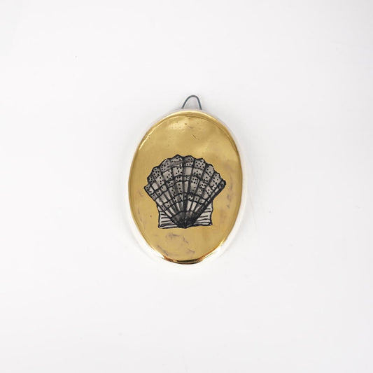 Ovalino CONCHIGLIA fondo oro liscio