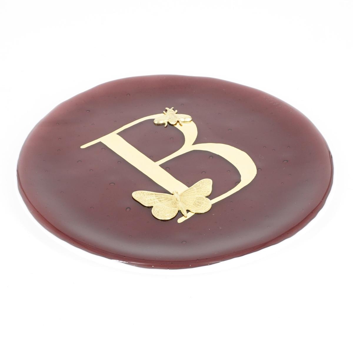 Piatto lettera e charm B PRUGNA PIATTO LETTERA+CHARM B PRUGNA VETRO FUSO 