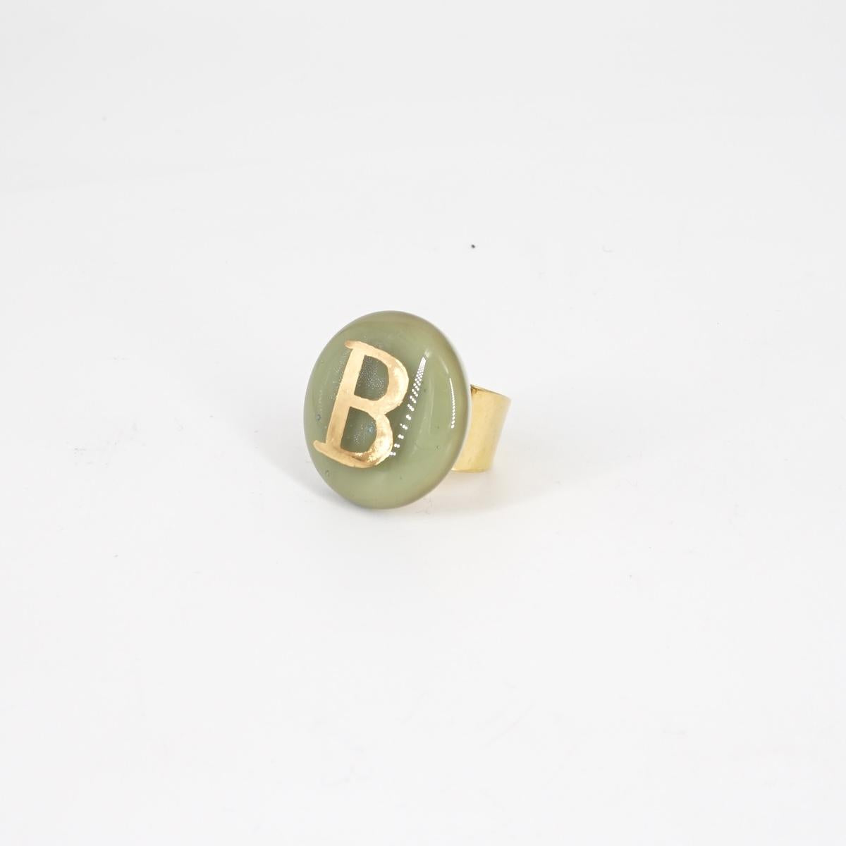 VETRO FUSO ANELLO LETTERAB SABBIA