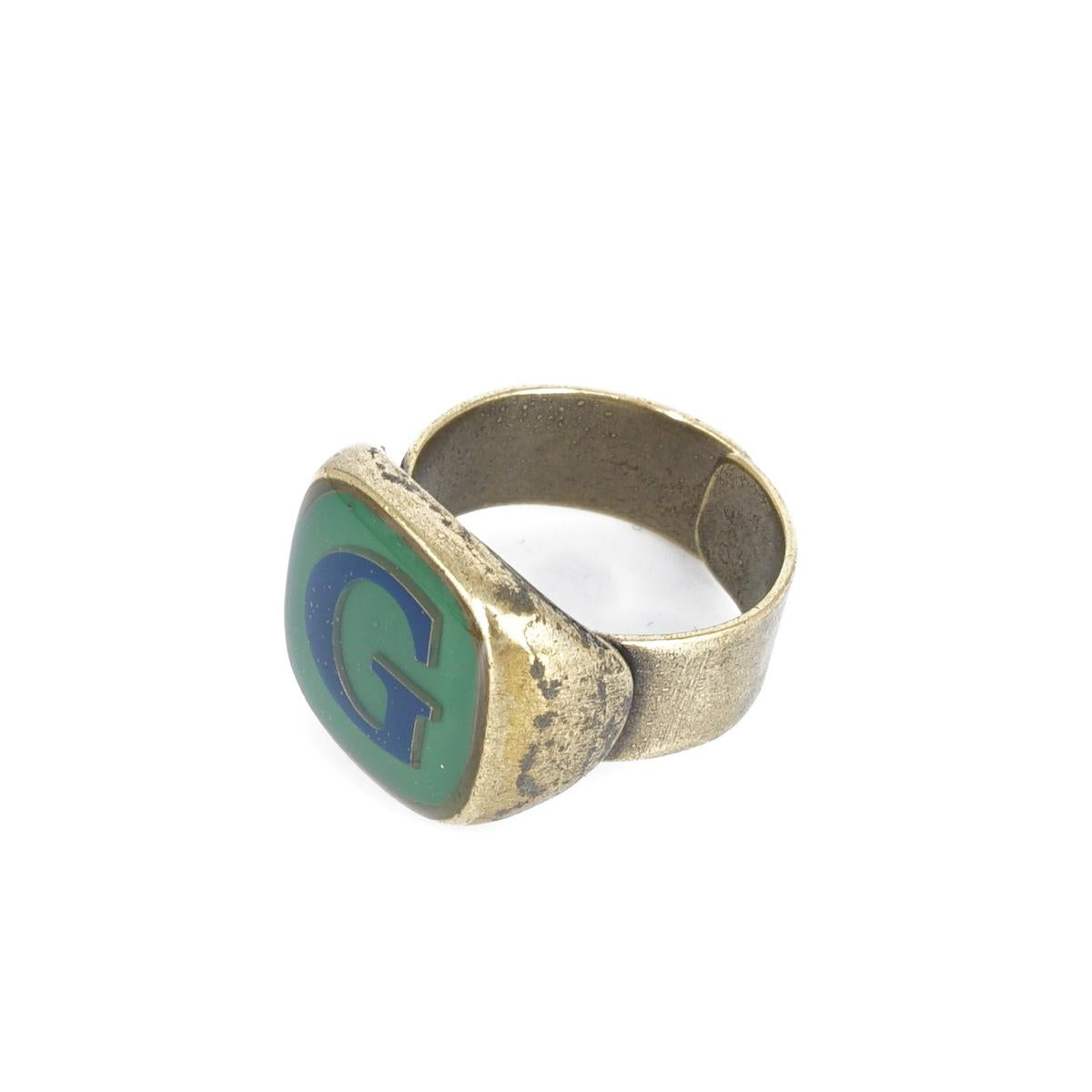 ANELLO LETTERA G VERDE BOSCO ANELLO LETTERA G VERDE BOSCO E BLU UNIQUE UNCONVENTIONAL DETAILS 