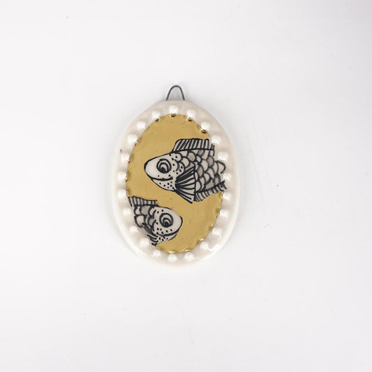 Ovalino PESCI fondo oro con bollicine