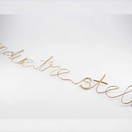 Scritta lineare un due tre stella