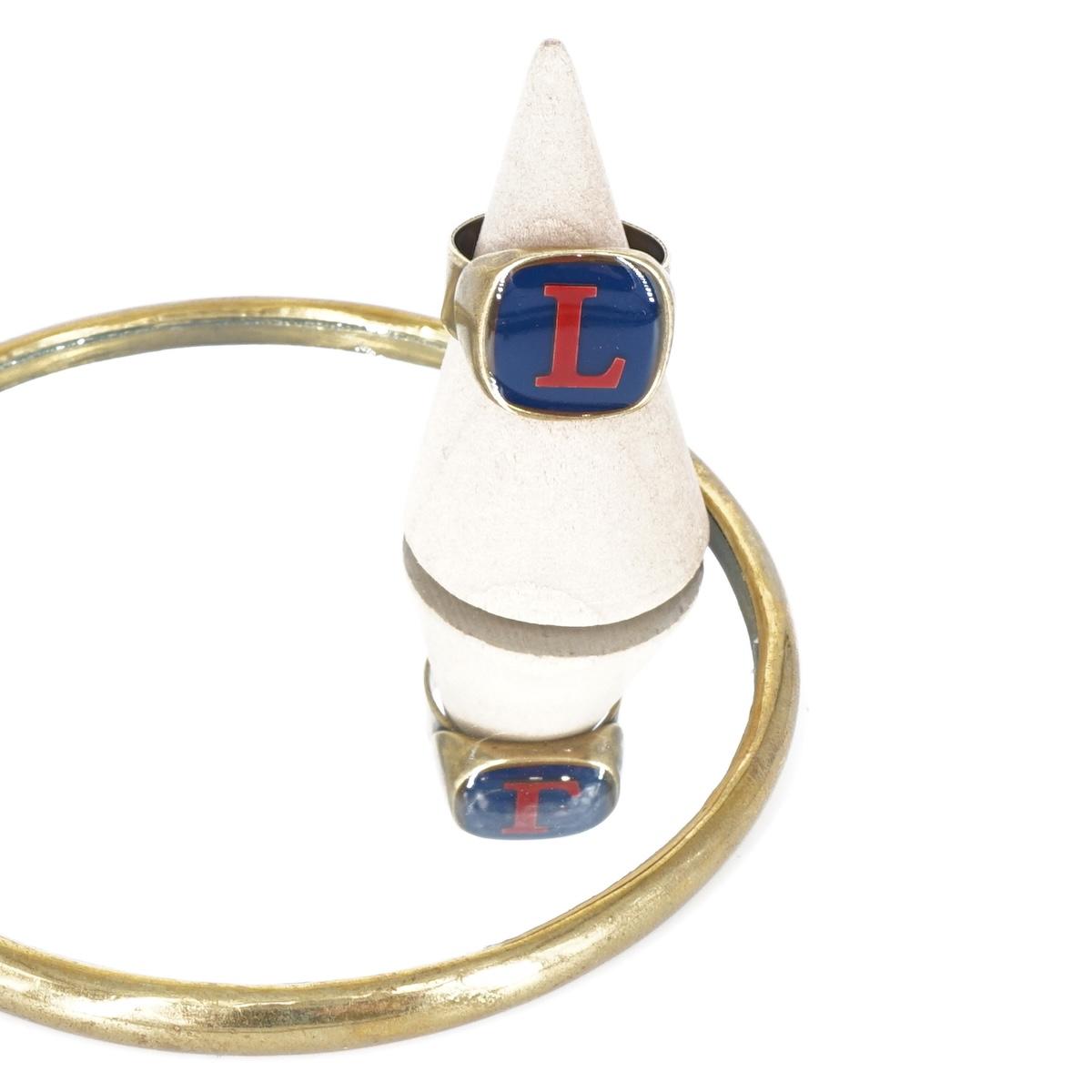 ANELLO LETTERA L BLU ANELLO LETTERA L BLU E BORDEAUX UNIQUE UNCONVENTIONAL DETAILS 