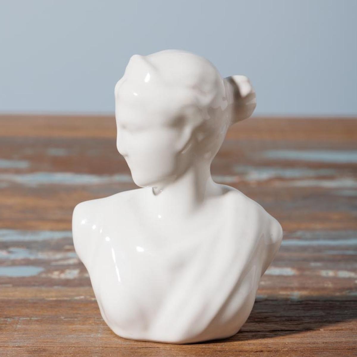 Set sale e pepe STATUE in porcellana