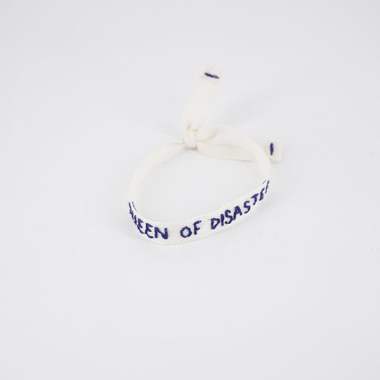 QUEEN OF DISASTER white bracelet