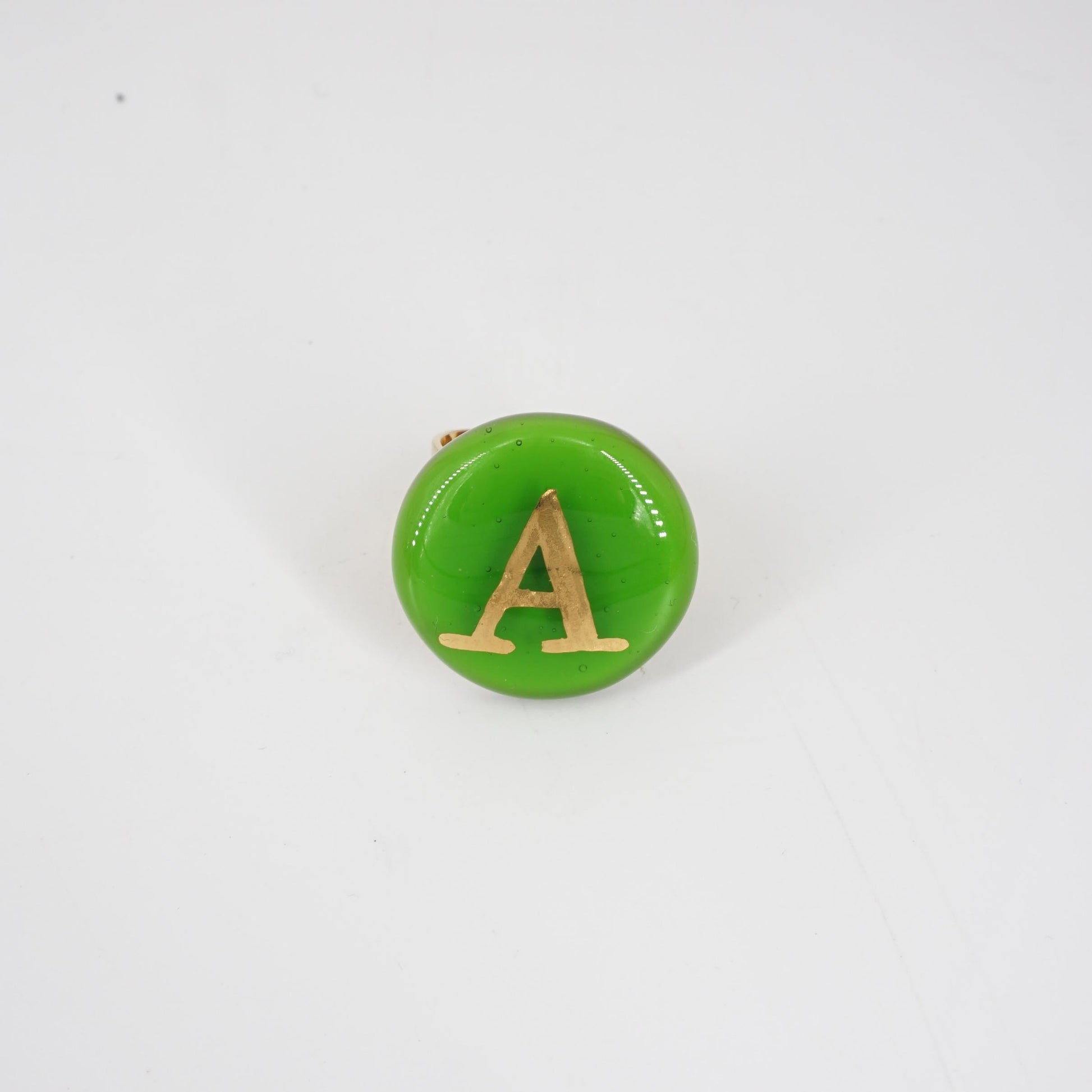 VETRO FUSO ANELLO LETTERAA VERDE