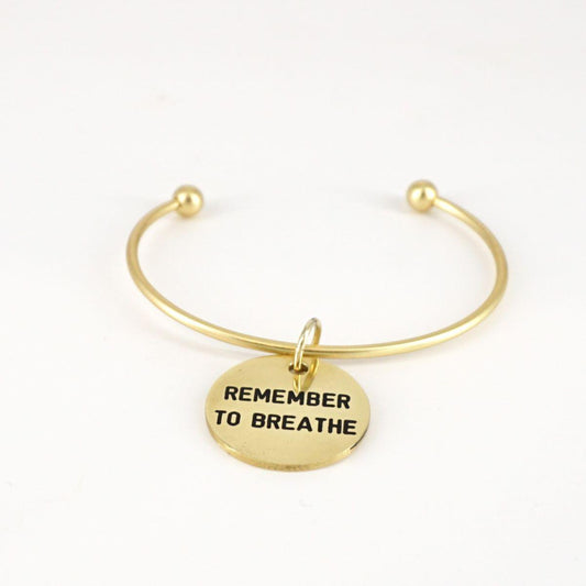 Bracciale medaglietta REMEMBER TO BREATHE