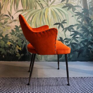 This is one of the vintage armchairs you can find on our website narkisso.com. Available to buy or rent, don’t you think the fabric has an amazing color?

#home#homedecor#homedecoration#homeinspo#homeinspiration#interior#interiordesign#interiordesigner#design#designer#fornituredesign#forniture#mirrors#mirror#light#lightdesign#lightdesigner#blue#color#colors#powerofcolors